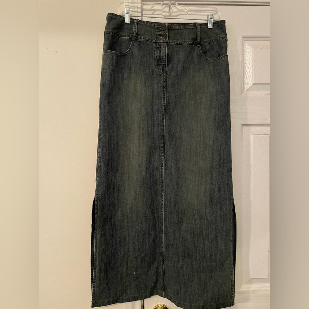 Full length jean skirt.